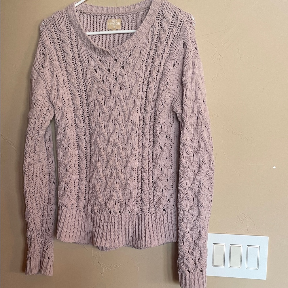 GAP Blush Pink Cable Knit Sweater XS. Also fits S and M